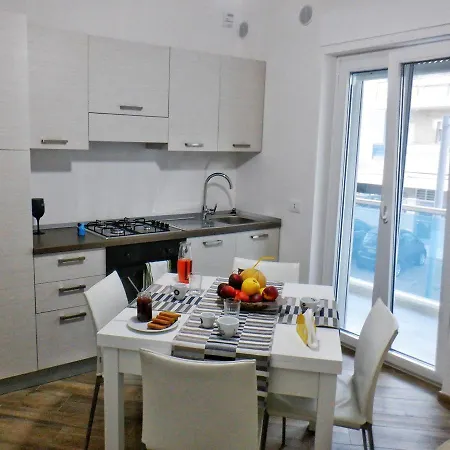 Visit Apulia 4* مونوبولي